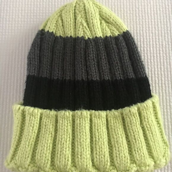 Columbia  Striped knitted hat - Picture 2 of 4